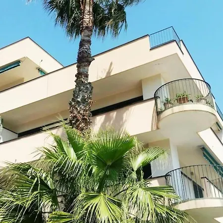 Copacabana Vista Mare E Parking Sanremo