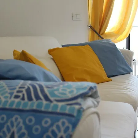 Copacabana Vista Mare E Parking 公寓