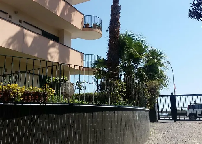 Lägenhet Copacabana Vista Mare E Parking *